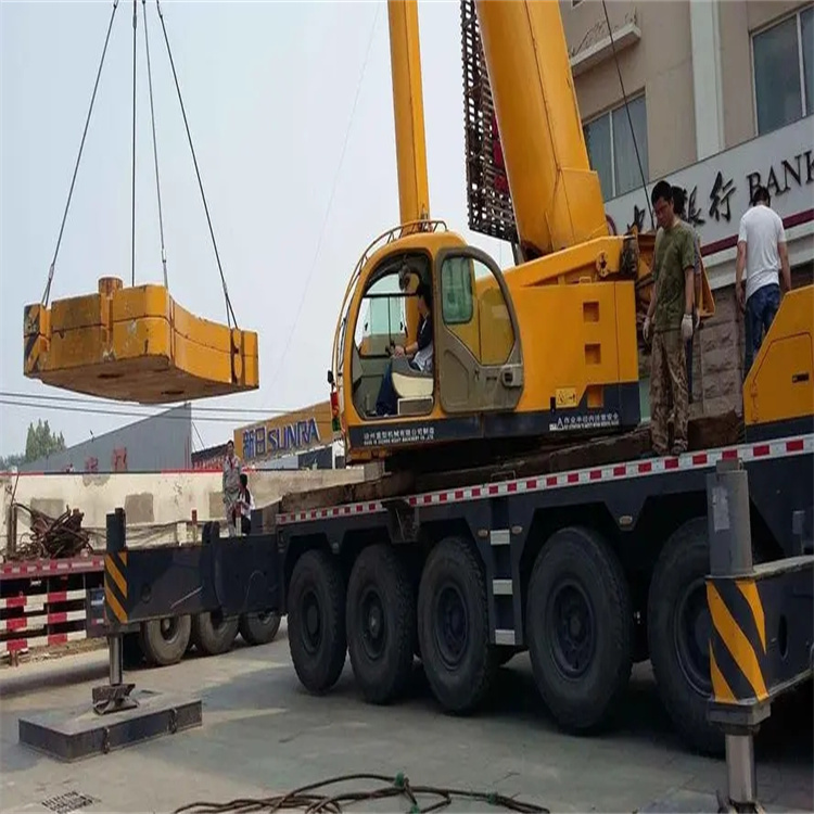 玉林当地吊车出租|机器吊装|75吨|工厂搬迁服务